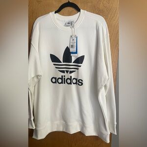 Women’s Adidas logo sweatshirt